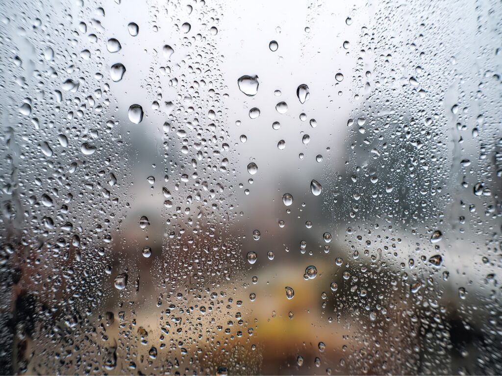 condensacion en cristal ventana