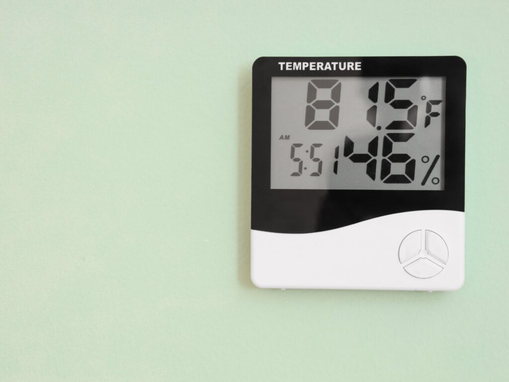 medidor digital para comprobar nivel de humedad en casa